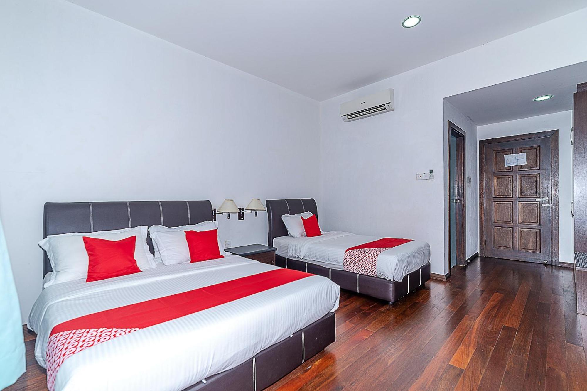 Hotel OYO 90036 Eagle Wood Garden Membakut Exterior foto