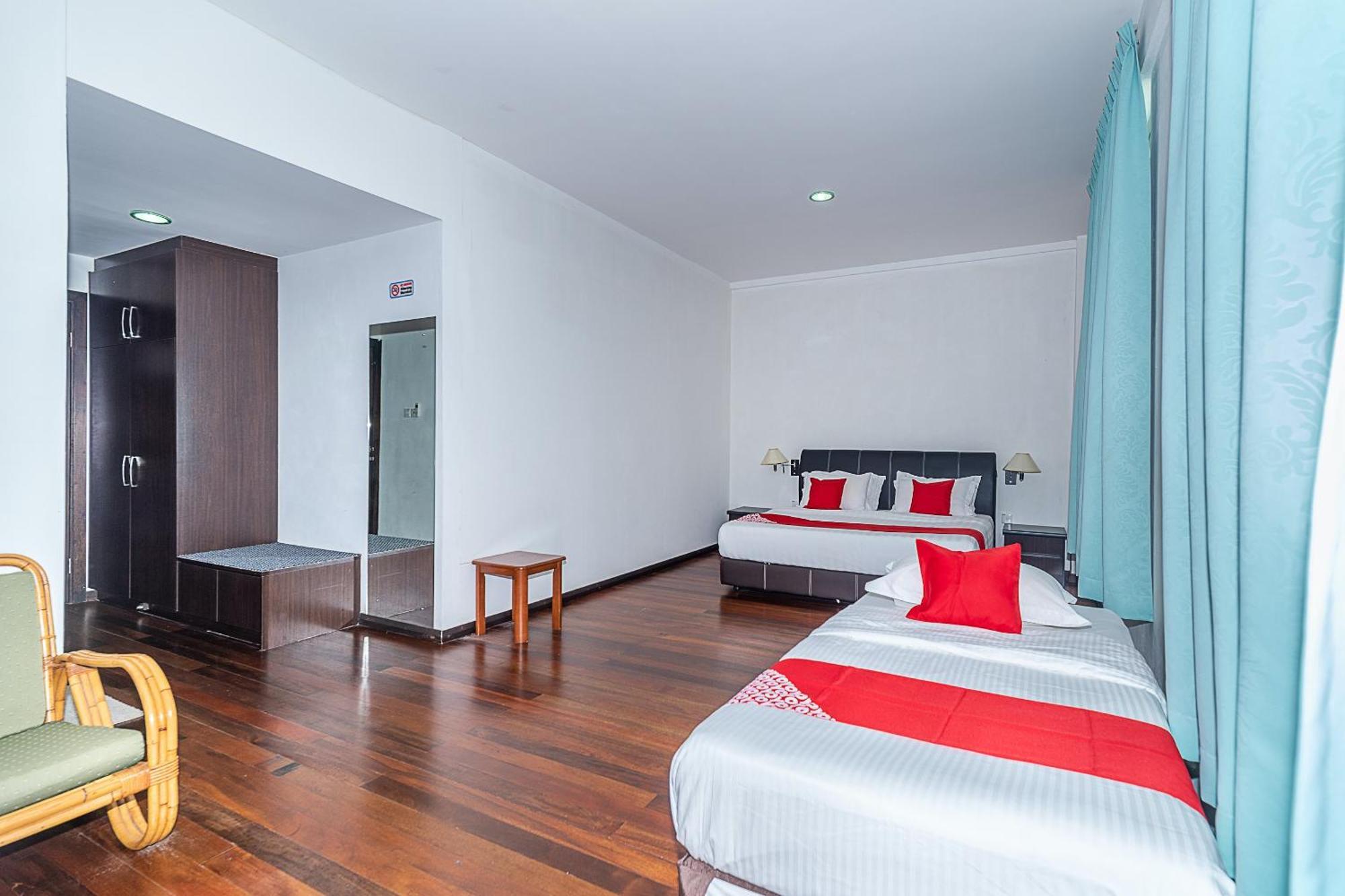 Hotel OYO 90036 Eagle Wood Garden Membakut Exterior foto