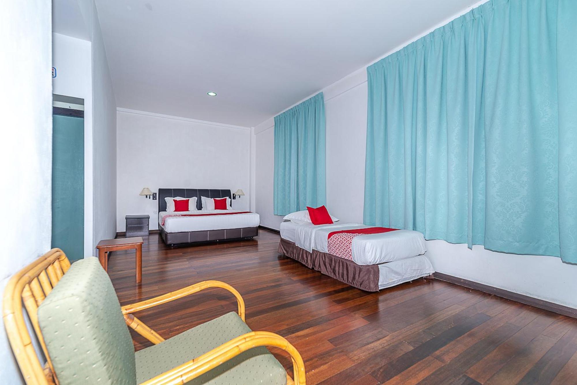 Hotel OYO 90036 Eagle Wood Garden Membakut Exterior foto