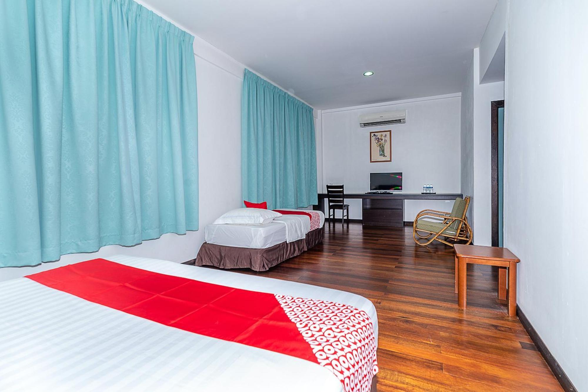 Hotel OYO 90036 Eagle Wood Garden Membakut Exterior foto